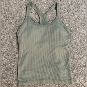 Lululemon Ribbed Crop Tank Top (8/10)